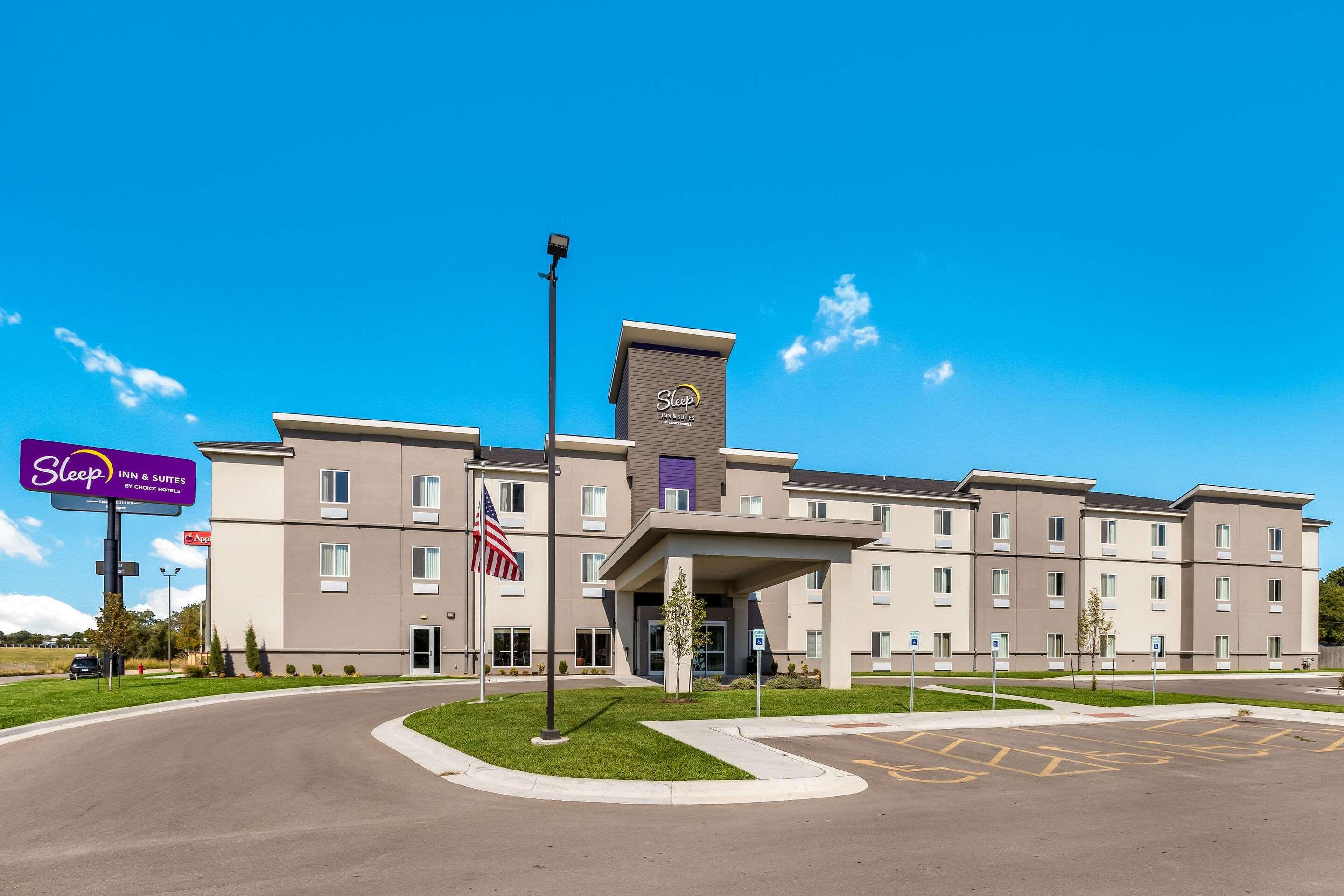 Sleep Inn & Suites Park City-Wichita North Exterior photo